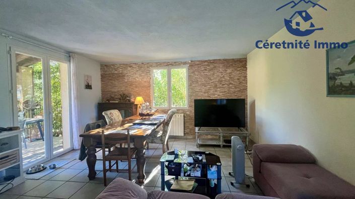 Image No.2-3 Bed House for sale