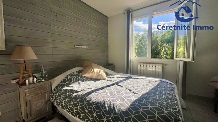 Image No.8-3 Bed House for sale