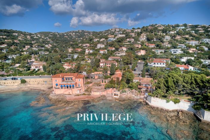 Image No.3-10 Bed House for sale