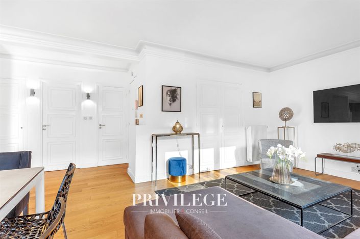 Image No.4-Appartement de 2 chambres à vendre à Cannes