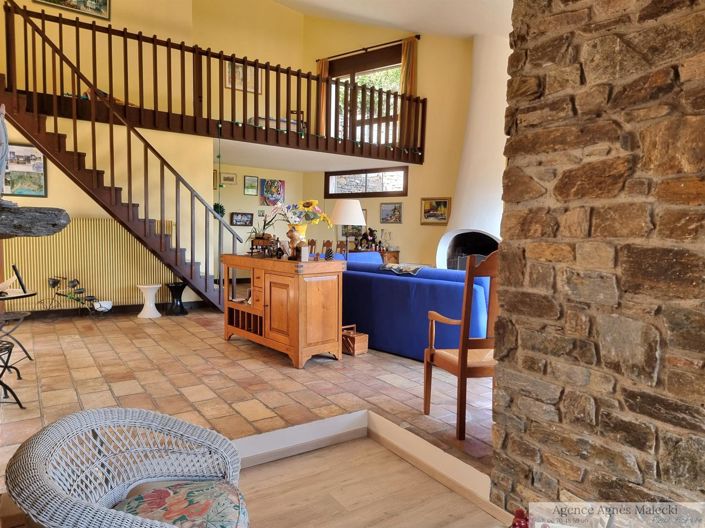 Image No.6-4 Bed House for sale