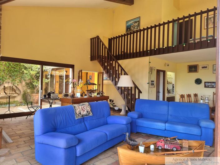 Image No.7-4 Bed House for sale