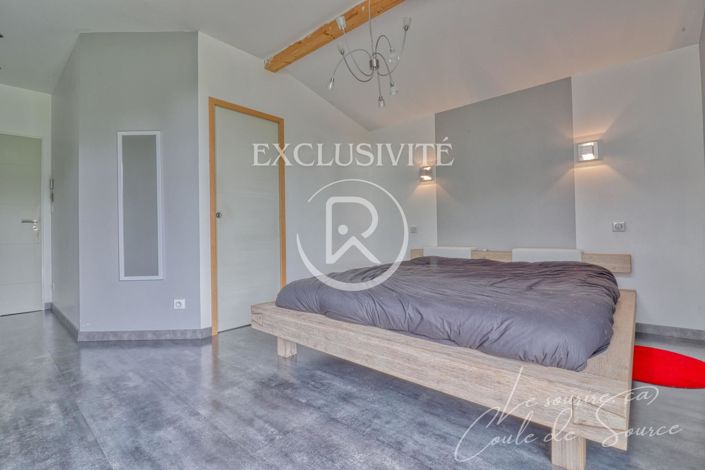 Image No.10-5 Bed House for sale