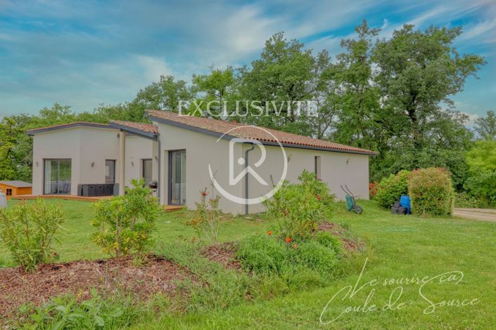 Image No.2-5 Bed House for sale