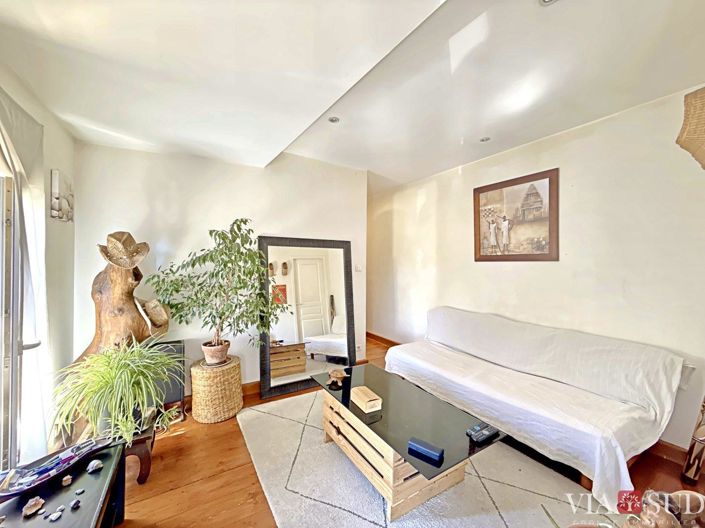 Image No.5-Apartment for sale