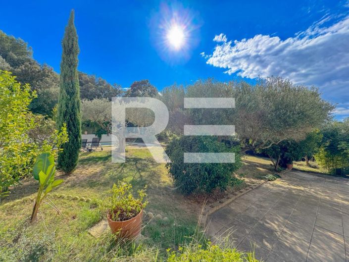 Image No.4-3 Bed House for sale