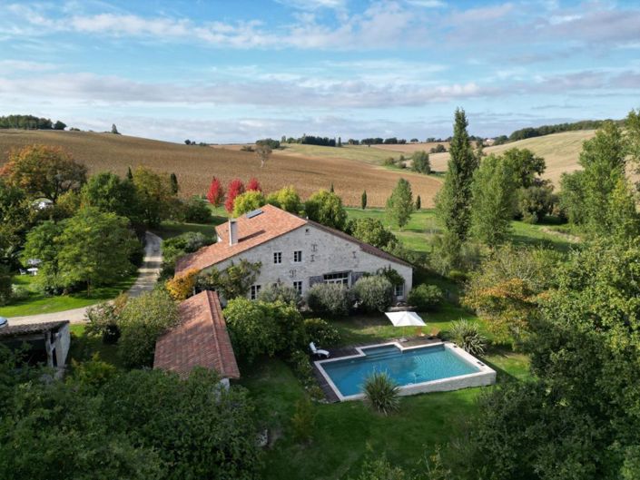 Image No.2-5 Bed House for sale