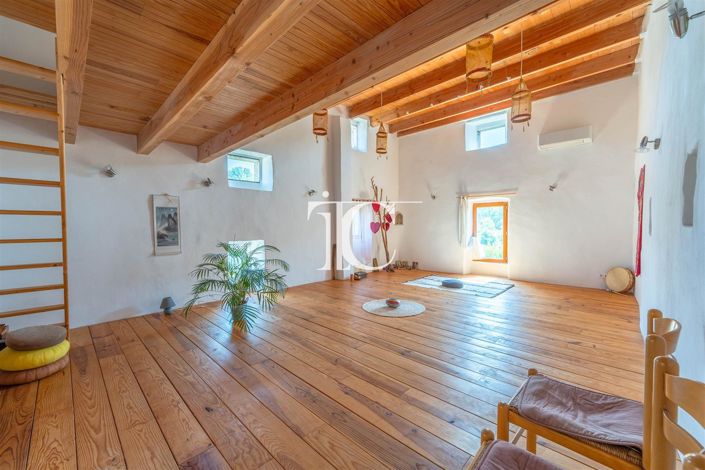 Image No.9-Maison de 4 chambres à vendre à Banne