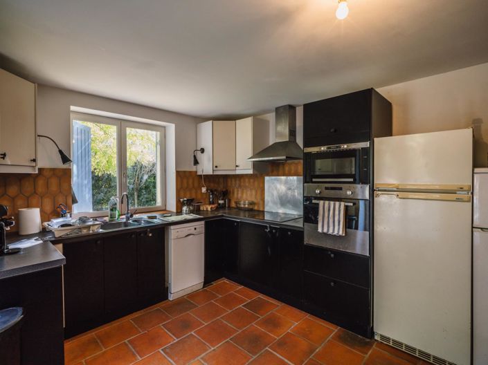 Image No.6-4 Bed House for sale