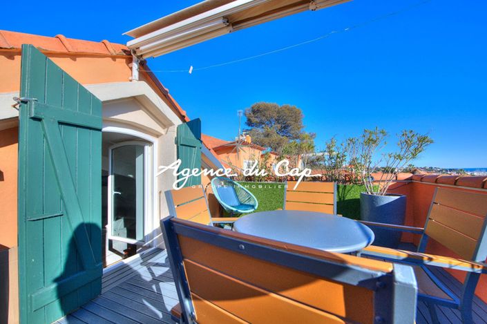 Image No.2-Appartement de 2 chambres à vendre à Saint-Raphael