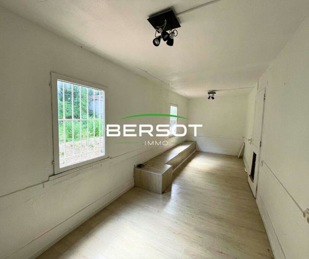 Image No.8-House for sale