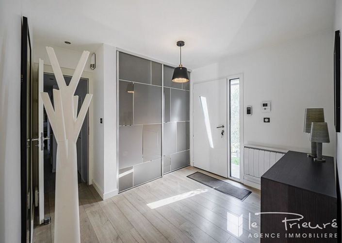 Image No.10-Maison de 4 chambres à vendre à Puygouzon