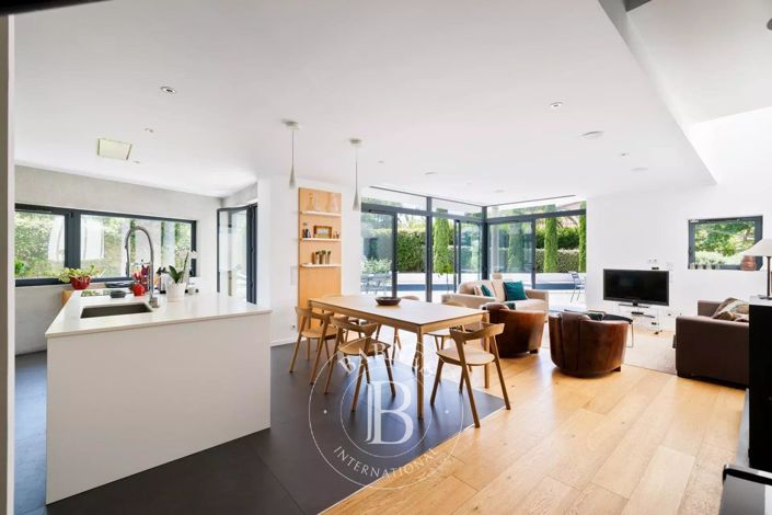 Image No.12-House for sale