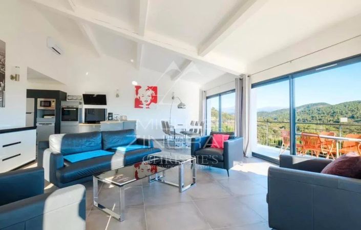 Image No.3-Maison de 4 chambres à vendre à Mandelieu-la-Napoule