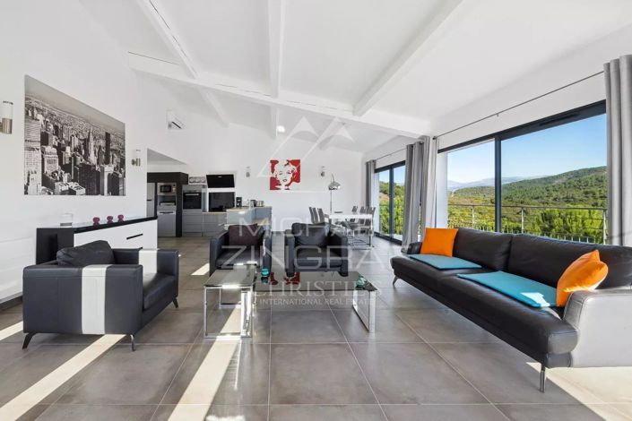 Image No.6-Maison de 4 chambres à vendre à Mandelieu-la-Napoule