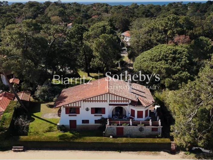 Image No.4-9 Bed House for sale