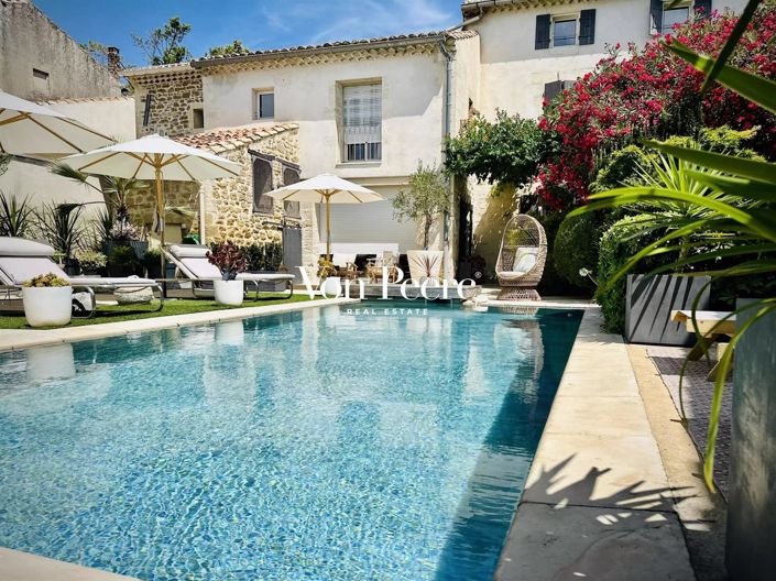 Image No.11-6 Bed House for sale