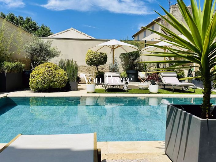 Image No.6-6 Bed House for sale