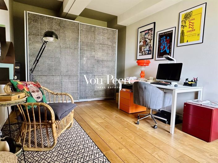 Image No.9-6 Bed House for sale