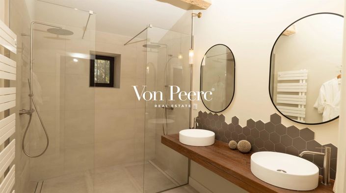 Image No.9-5 Bed House for sale