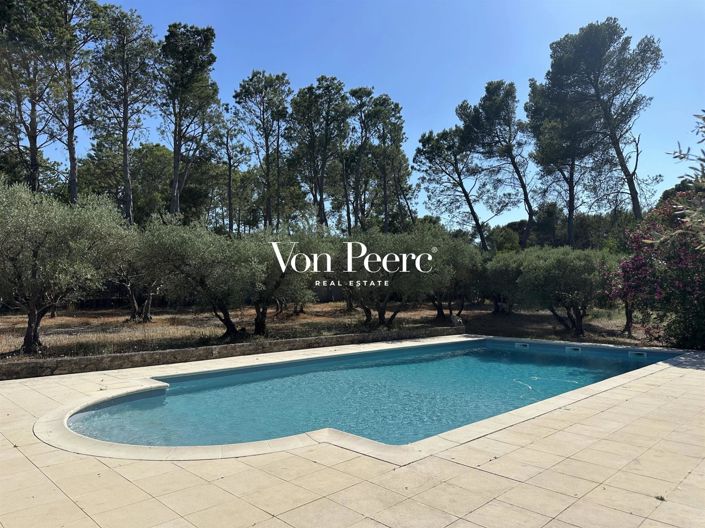 Image No.12-5 Bed House for sale