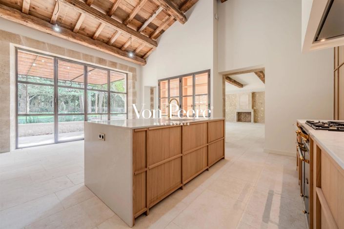 Image No.18-7 Bed House for sale