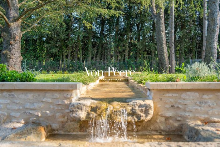 Image No.23-7 Bed House for sale