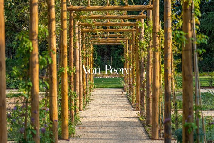 Image No.6-7 Bed House for sale