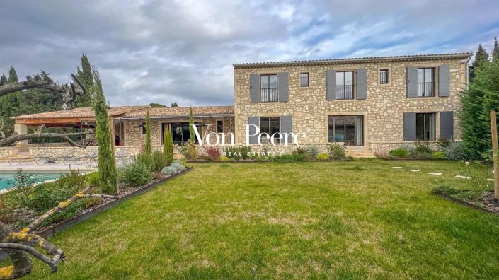 Image No.3-6 Bed House for sale