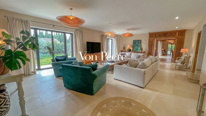 Image No.6-6 Bed House for sale