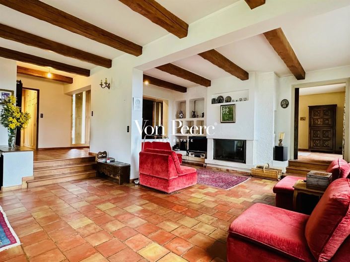 Image No.3-6 Bed House for sale