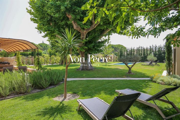 Image No.24-6 Bed House for sale