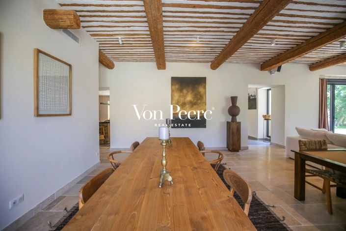 Image No.5-6 Bed House for sale