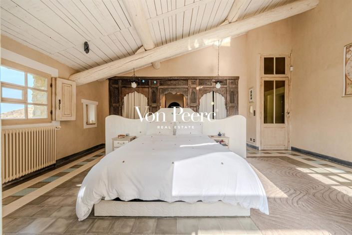 Image No.10-4 Bed House for sale