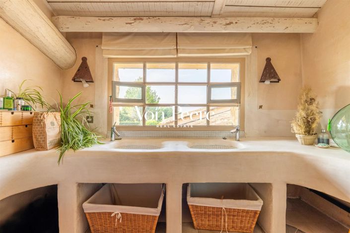 Image No.12-4 Bed House for sale