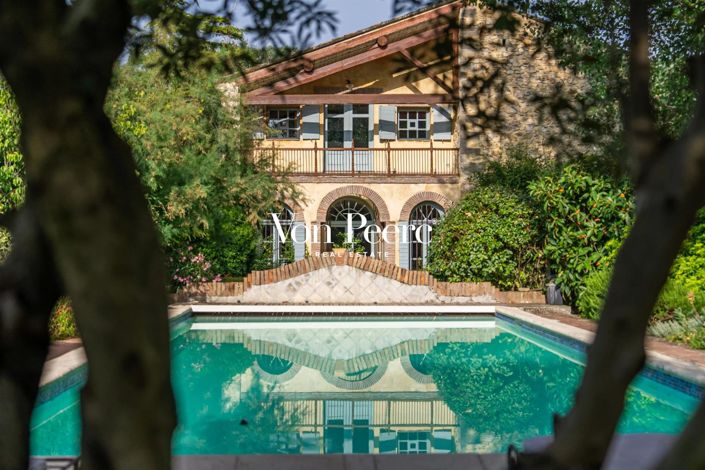 Image No.2-4 Bed House for sale