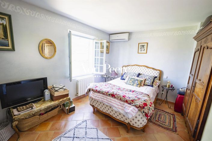 Image No.11-4 Bed House for sale