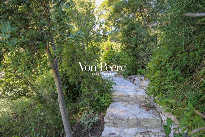 Image No.13-6 Bed House for sale