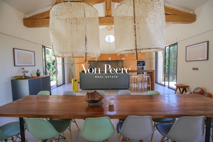 Image No.18-6 Bed House for sale