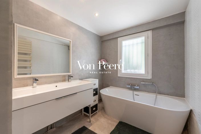 Image No.15-4 Bed House for sale