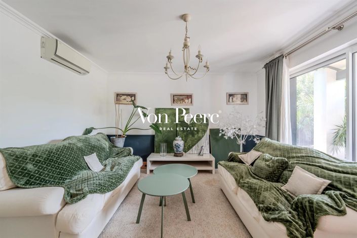 Image No.8-4 Bed House for sale