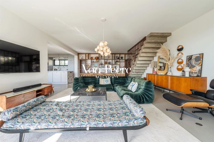 Image No.4-4 Bed House for sale