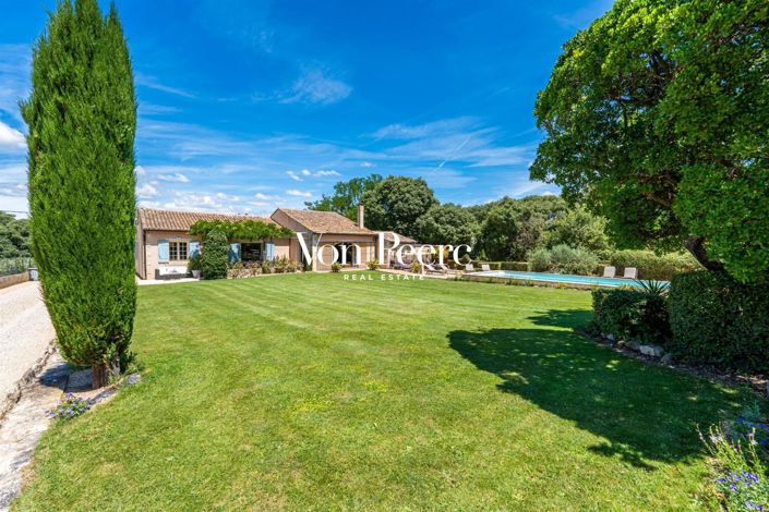 Image No.1-5 Bed House for sale