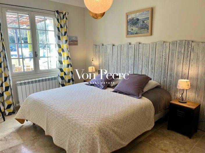 Image No.9-5 Bed House for sale