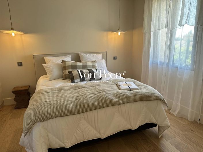 Image No.26-4 Bed House for sale