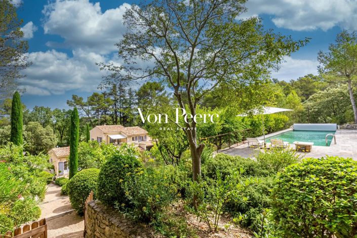 Image No.1-5 Bed House for sale