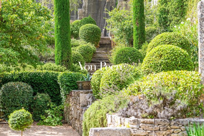 Image No.16-5 Bed House for sale