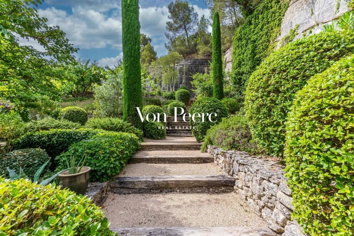 Image No.3-5 Bed House for sale