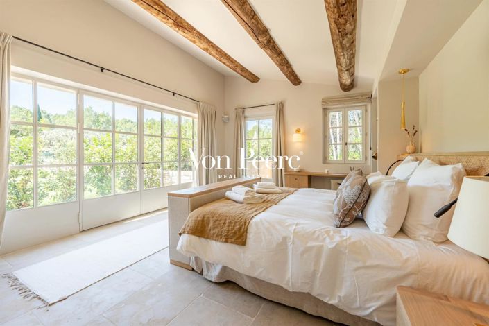 Image No.11-5 Bed House for sale