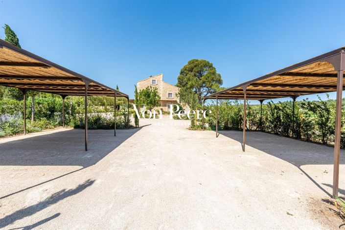 Image No.30-5 Bed House for sale